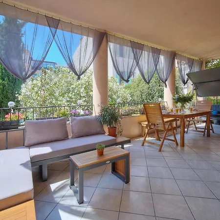 Center Palais Retreat: 4br Near Croisette *