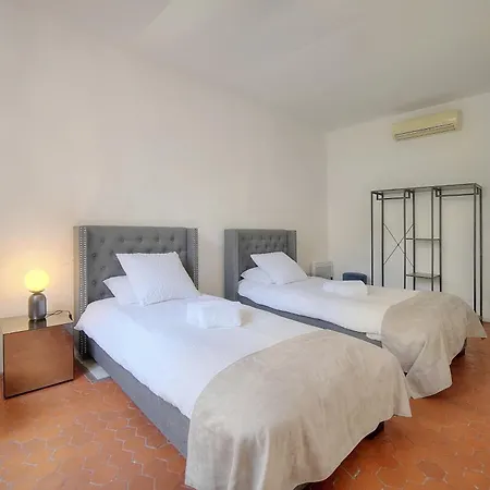 Apartment Center Palais Retreat: 4br Near Croisette *