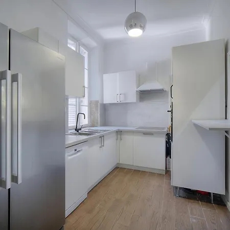 Center Palais Retreat: 4br Near Croisette
